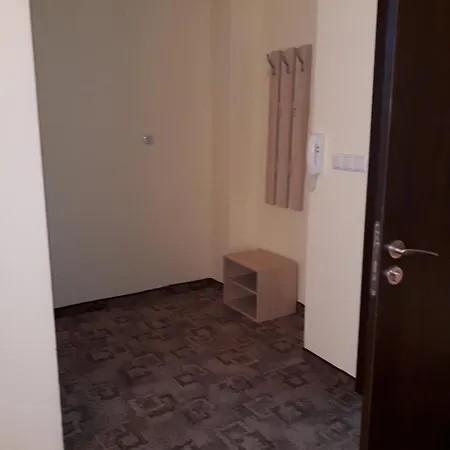 диана дик فندق كيتن